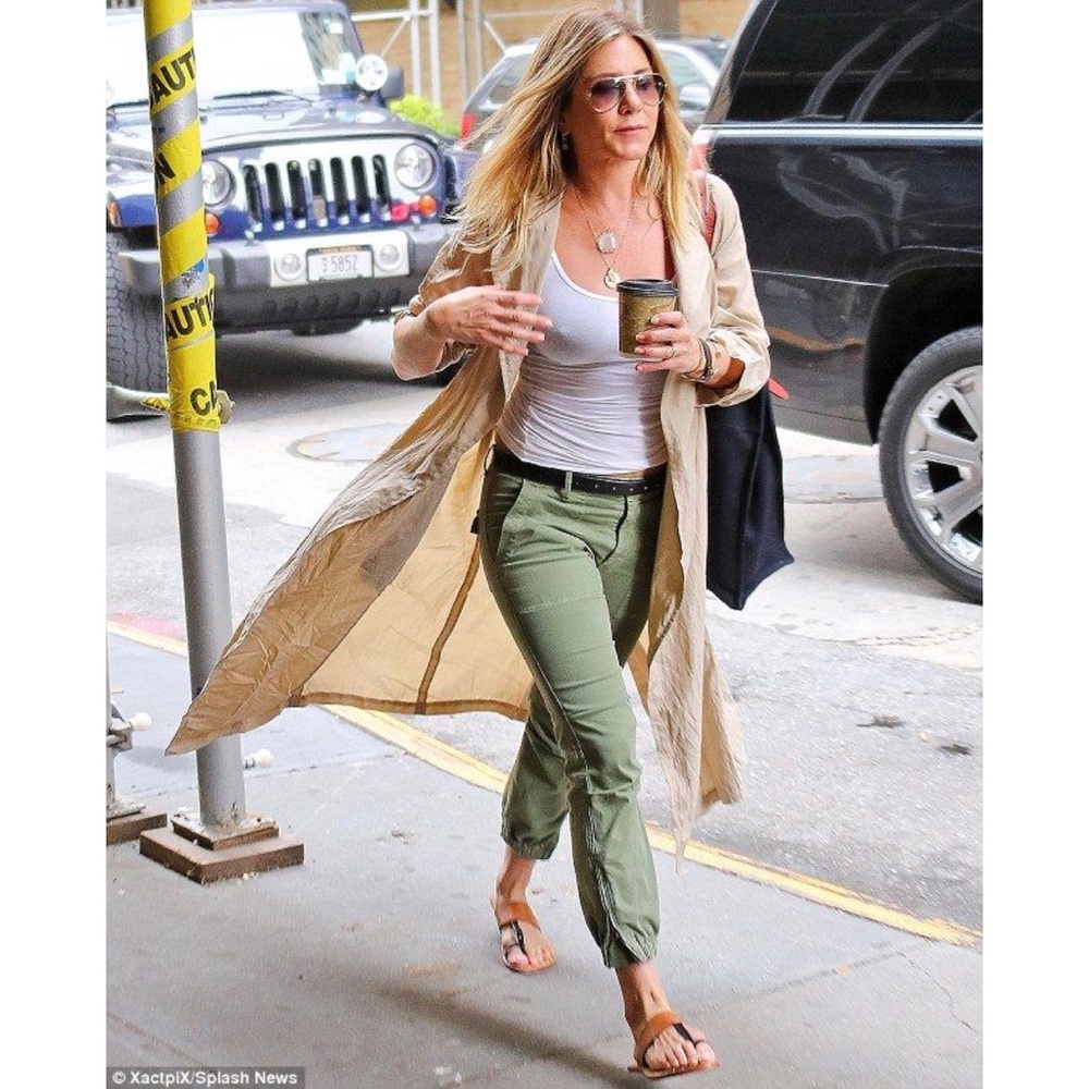 💃NWT Anthropologie olive Cargo Harem pants size 4